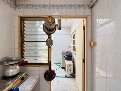 3-Bedroom 2-Bathroom House in Phuket Villa Village California