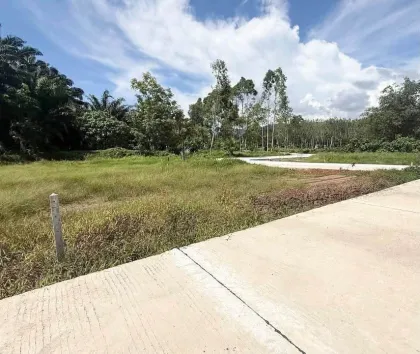 Terrain magnifique à vendre à Rawai sous 1 million de baht