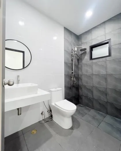 Neues 3-Schlafzimmer, 2-Badezimmer Haus in Wichit-Muang Thong, Rawai