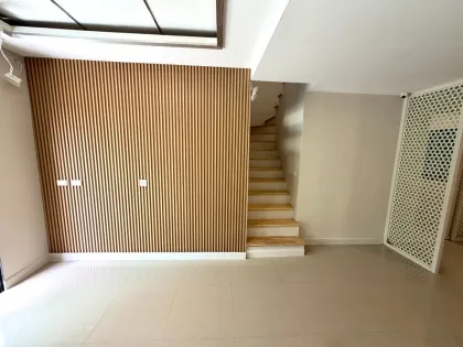3-Zimmer-Eckhaus in Pruksa Ville, Kathu-Samkong