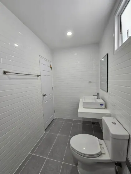 Casa de 3 dormitorios y 2 baños en Chanakan Delight Kuku