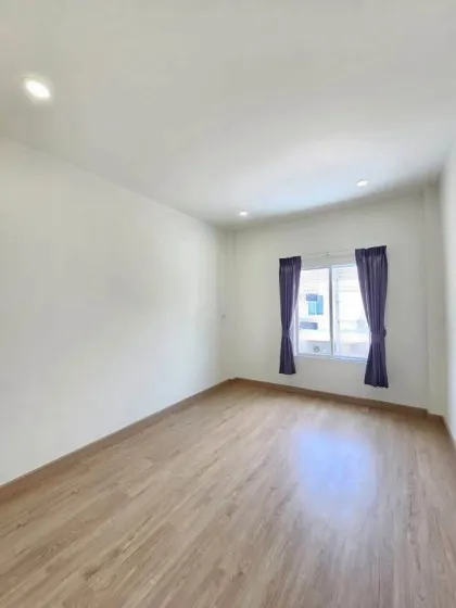 Casa de 3 dormitorios y 2 baños en Chanakan Delight Kuku