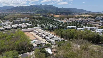 Gesamtes Poolvilla-Projekt in Cherngtalay nahe Laguna zu verkaufen