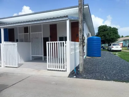 Newly Renovated 1-Bedroom Twin House Near Phuket Airport in Ko En, Rawai