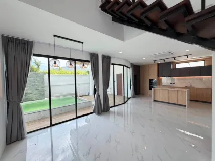 Poolvilla in der Nähe des Flughafens Phuket mit 3 Schlafzimmern, 4 Bädern