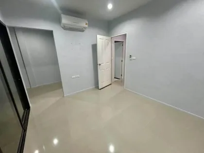 Villa d'angle trois chambres à Sabay Village 2, Kathu