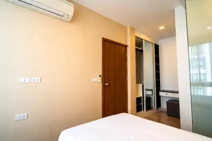 1 Schlafzimmer, 1 Bad Wohnung mit Poolblick nahe dem Strand