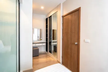 1 Schlafzimmer, 1 Bad Wohnung mit Poolblick nahe dem Strand