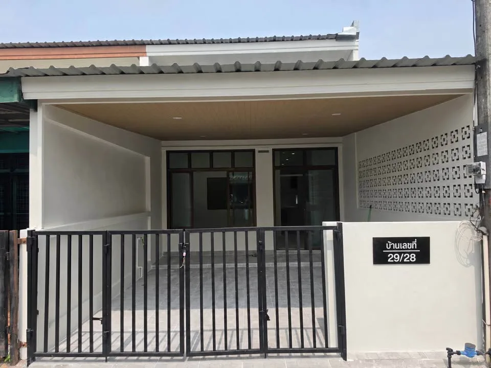 Single-Story 2-Bedroom Townhouse for Sale in Chalong