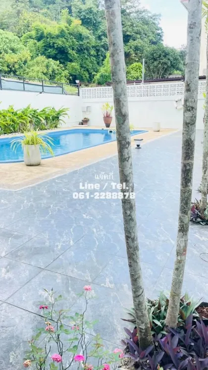 Villa 3 chambres 4 salles de bain avec piscine privée à Phuket Town