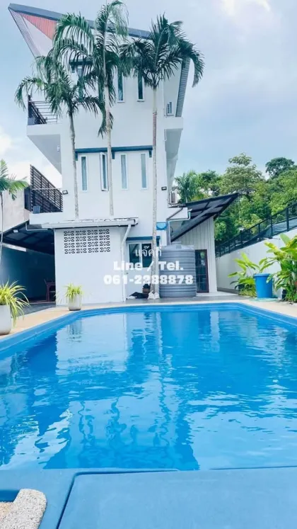 Villa 3 chambres 4 salles de bain avec piscine privée à Phuket Town