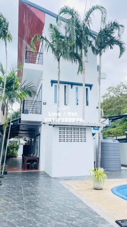 Villa 3 chambres 4 salles de bain avec piscine privée à Phuket Town