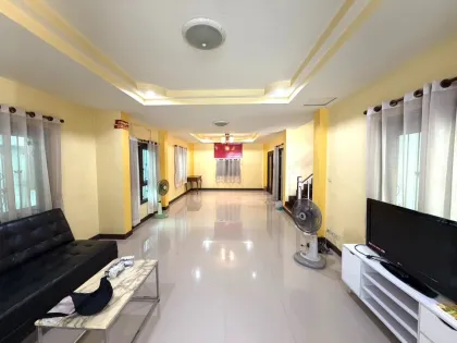 บ้านวิลล่า 3 ห้องนอน 3 ห้องน้ำ พร้อมอยู่ที่หมู่บ้านพนาสนธิ์ เทพอนุสรณ์, วิชิต