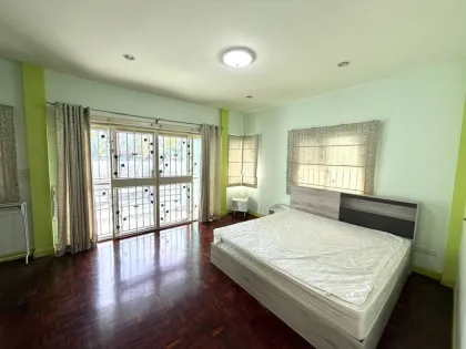 บ้านวิลล่า 3 ห้องนอน 3 ห้องน้ำ พร้อมอยู่ที่หมู่บ้านพนาสนธิ์ เทพอนุสรณ์, วิชิต