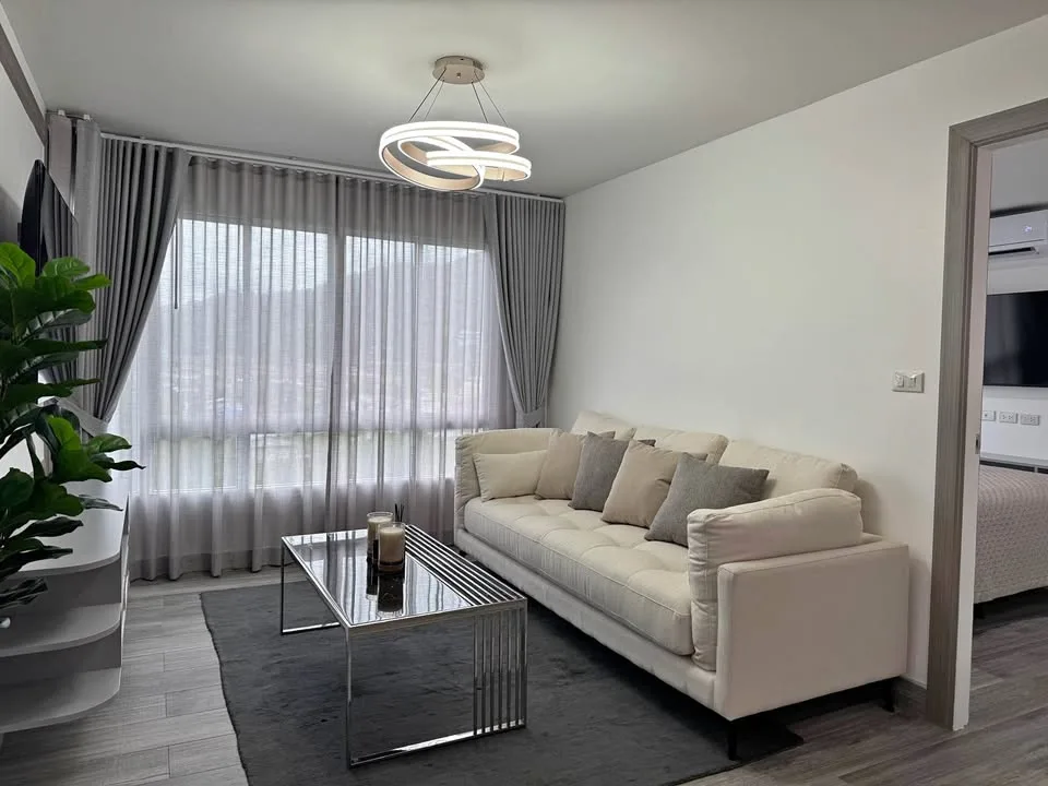 Luxuriöses vollständig renoviertes 2-Schlafzimmer-Apartment in Kathu, Phuket