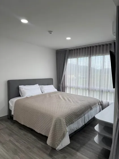 คอนโดมิเนียมหรู 2 ห้องนอน รีโนเวทใหม่ทั้งหมดในกะทู้ ภูเก็ต