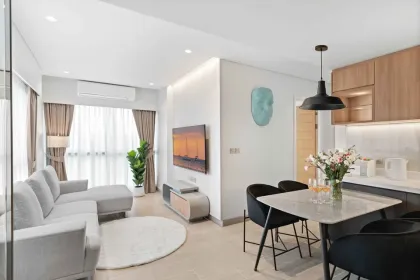 Квартира с 2 спальнями и 2 ванными с видом на лагуну в Laguna Lakeside, Банг Тао