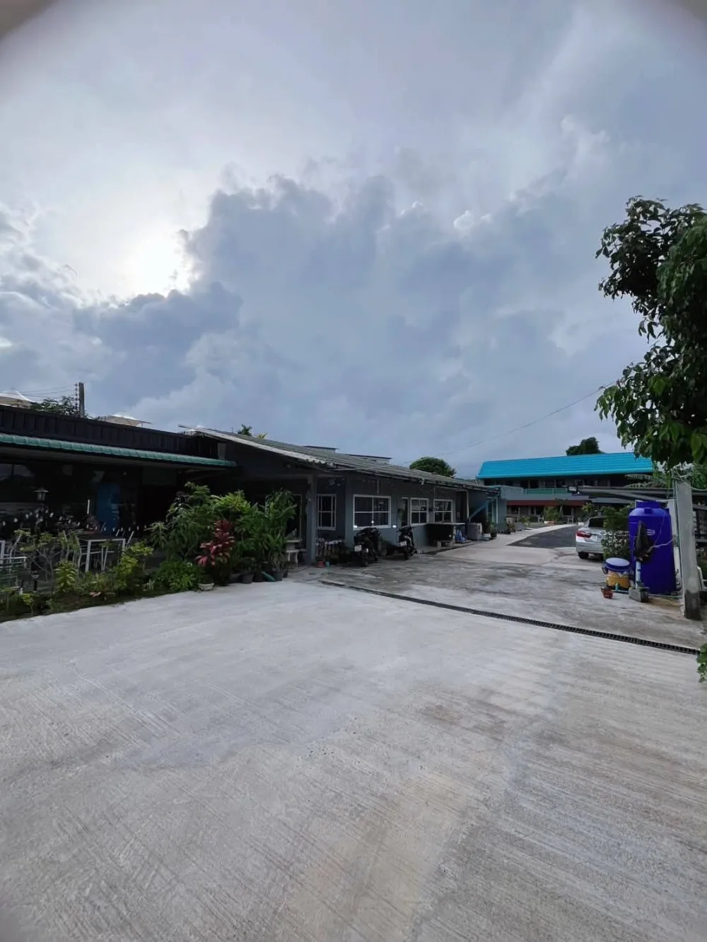 Terreno y propiedad con ingresos en venta cerca de Rawai Beach, Phuket