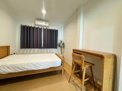 转角带花园2卧2卫别墅，拎包入住