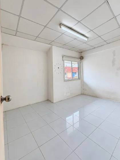 Erschwingliche 2-Zimmer-Villa zum Verkauf in Ban Pon, Thalang