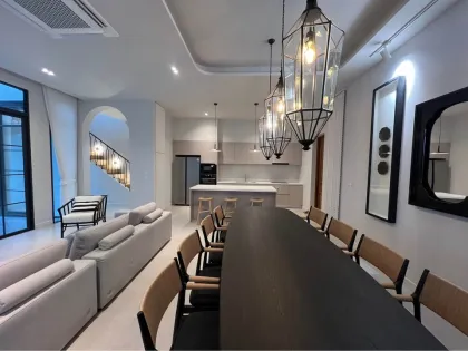 Роскошная вилла с бассейном 4 спальни, продажа в Банг Тао - Лаян