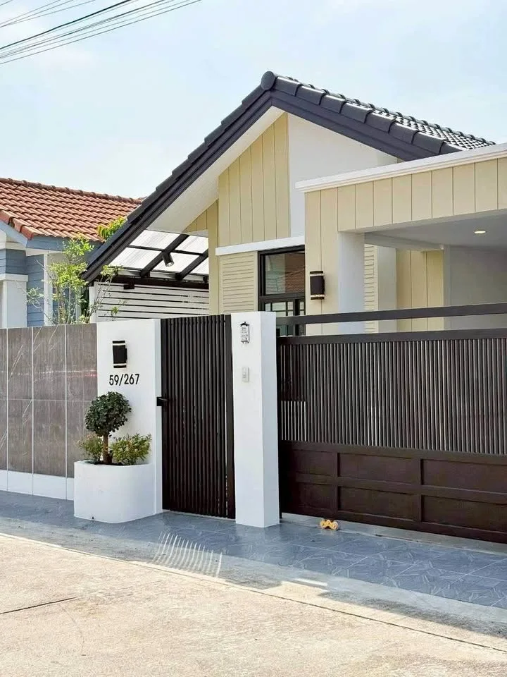 Schönes Doppelhaus zum Verkauf in Kamala - 3 Schlafzimmer, 2 Bäder