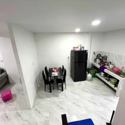 บ้านวิลล่าสมัยใหม่ 2 ชั้น 2 ห้องนอน พร้อมวิวสวน ที่กะทู้