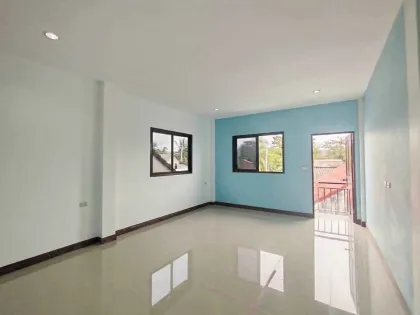 Rawai 2层商用楼出售，普吉岛