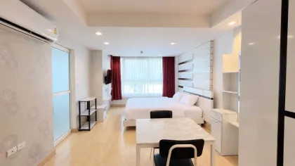 1-Bedroom Apartment for Sale at The Royal Place Condo, Ratsada Phuket