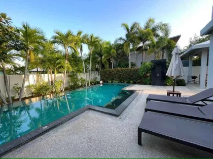 Beautiful Villa in Ban Bua Village with Pool & Garage near Nai Harn