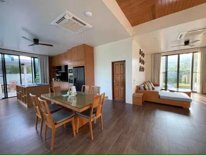 Beautiful Villa in Ban Bua Village with Pool & Garage near Nai Harn