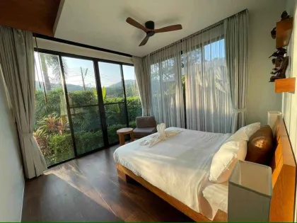 Beautiful Villa in Ban Bua Village with Pool & Garage near Nai Harn