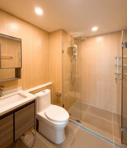 Appartement rénové 1 chambre 1 salle de bain au Centrio Condominium