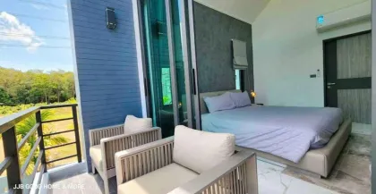 Вилла с бассейном, 2 спальни в продаже в Таланг, Пхукет