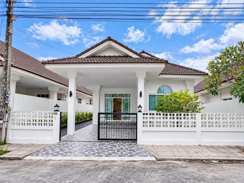 Casa independiente renovada de 2 habitaciones en Rawai, Phuket