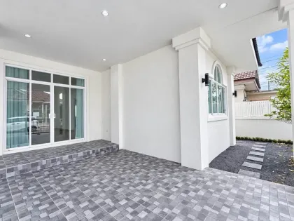 Casa independiente renovada de 2 habitaciones en Rawai, Phuket