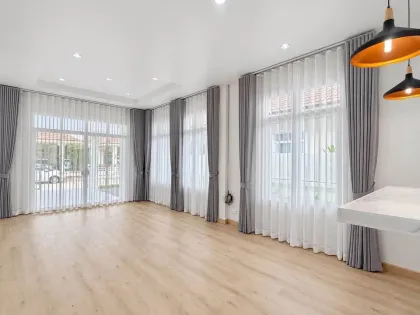 Casa independiente renovada de 2 habitaciones en Rawai, Phuket