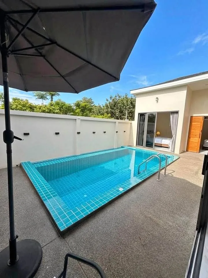 Villa neuve avec piscine 2 chambres 3 salles de bain près de l'aéroport de Phuket