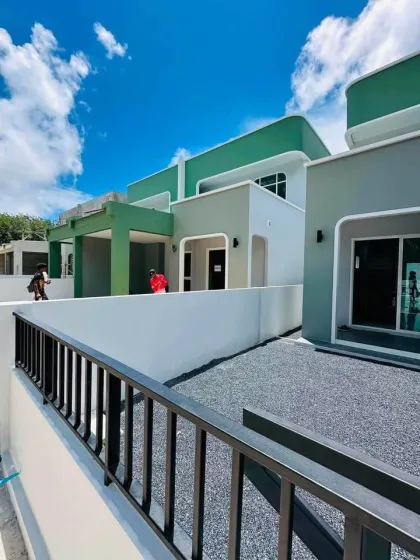 3-Bedroom Semi-Detached House with 2 Bathrooms in Rawai