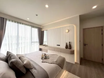 Condo moderno de 2 habitaciones en The Deck Patong con vista a la piscina