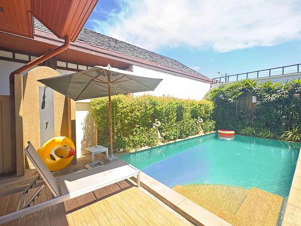 Private 3-Bedroom Luxury Pool Villa Near Rawai Beach