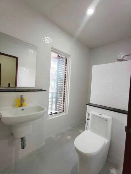 Villa de 4 habitaciones y 2 baños en iLeaf Town 1, Thalang