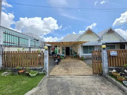 2 Bedroom 2 Bathroom Single-Story Twin House in Moo Baan Phromphan, Pa Klok