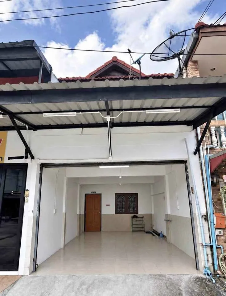 2-Bedroom 2-Bathroom Townhome Near Phuket Bypass for Sale