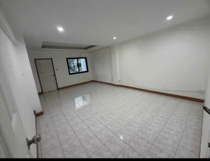 2-Bedroom 2-Bathroom Townhome Near Phuket Bypass for Sale