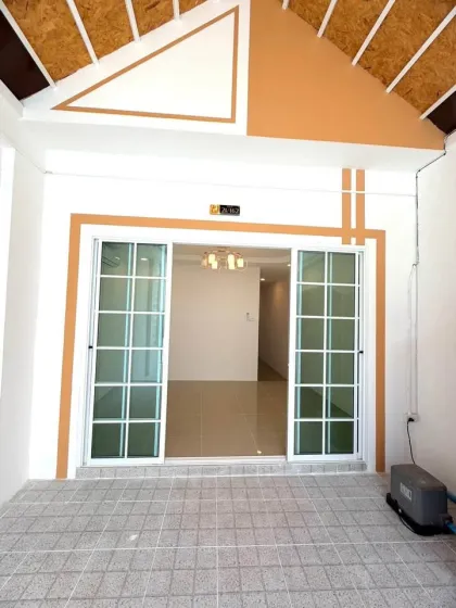 Single-Storey Townhouse for Sale in Wichit, Phuket