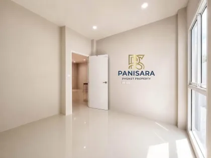 Casa Gemela Nueva de 2 Pisos, 3 Dormitorios, 2 Baños, Proyecto Piyachok, Thalang
