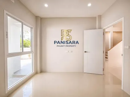 Casa Gemela Nueva de 2 Pisos, 3 Dormitorios, 2 Baños, Proyecto Piyachok, Thalang
