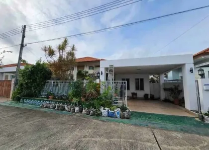 3 Schlafzimmer, 2 Badezimmer Haus mit Grundstück in Phuket zu verkaufen