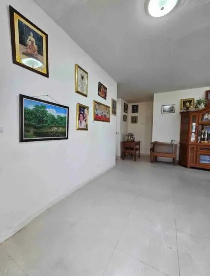 3 Schlafzimmer, 2 Badezimmer Haus mit Grundstück in Phuket zu verkaufen